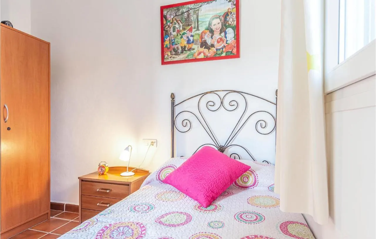 4 Bedroom Pet Friendly Home In Sayalonga 0*,  Spain