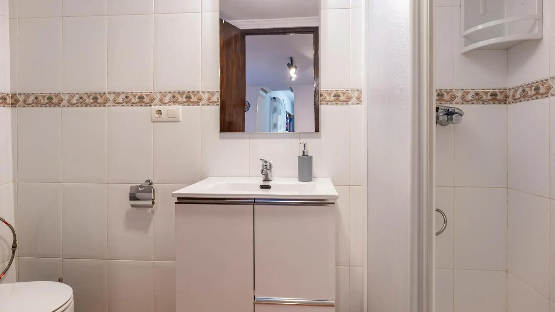 4 Bedroom Pet Friendly Home In Sayalonga