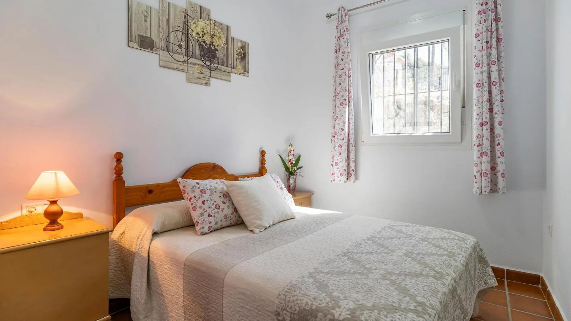 4 Bedroom Pet Friendly Home In Sayalonga