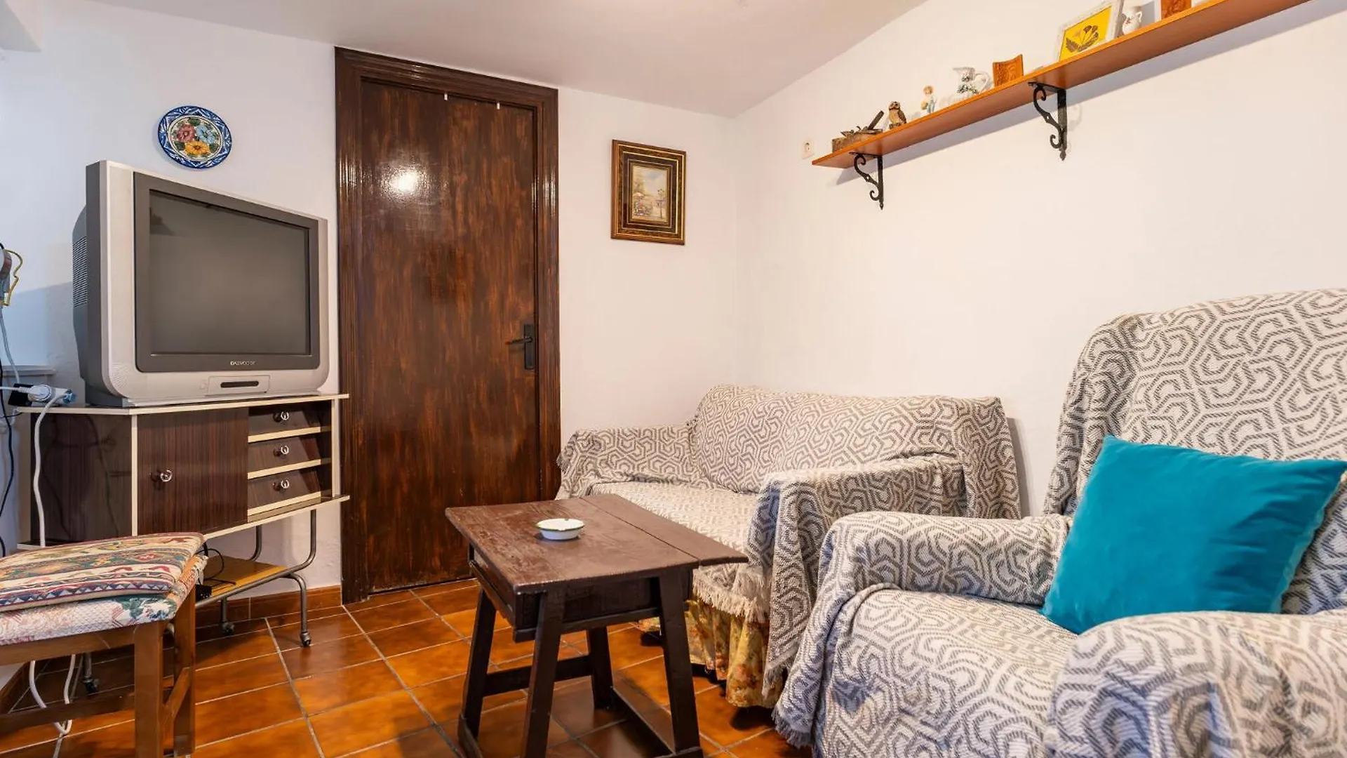 4 Bedroom Pet Friendly Home In Sayalonga 0*,