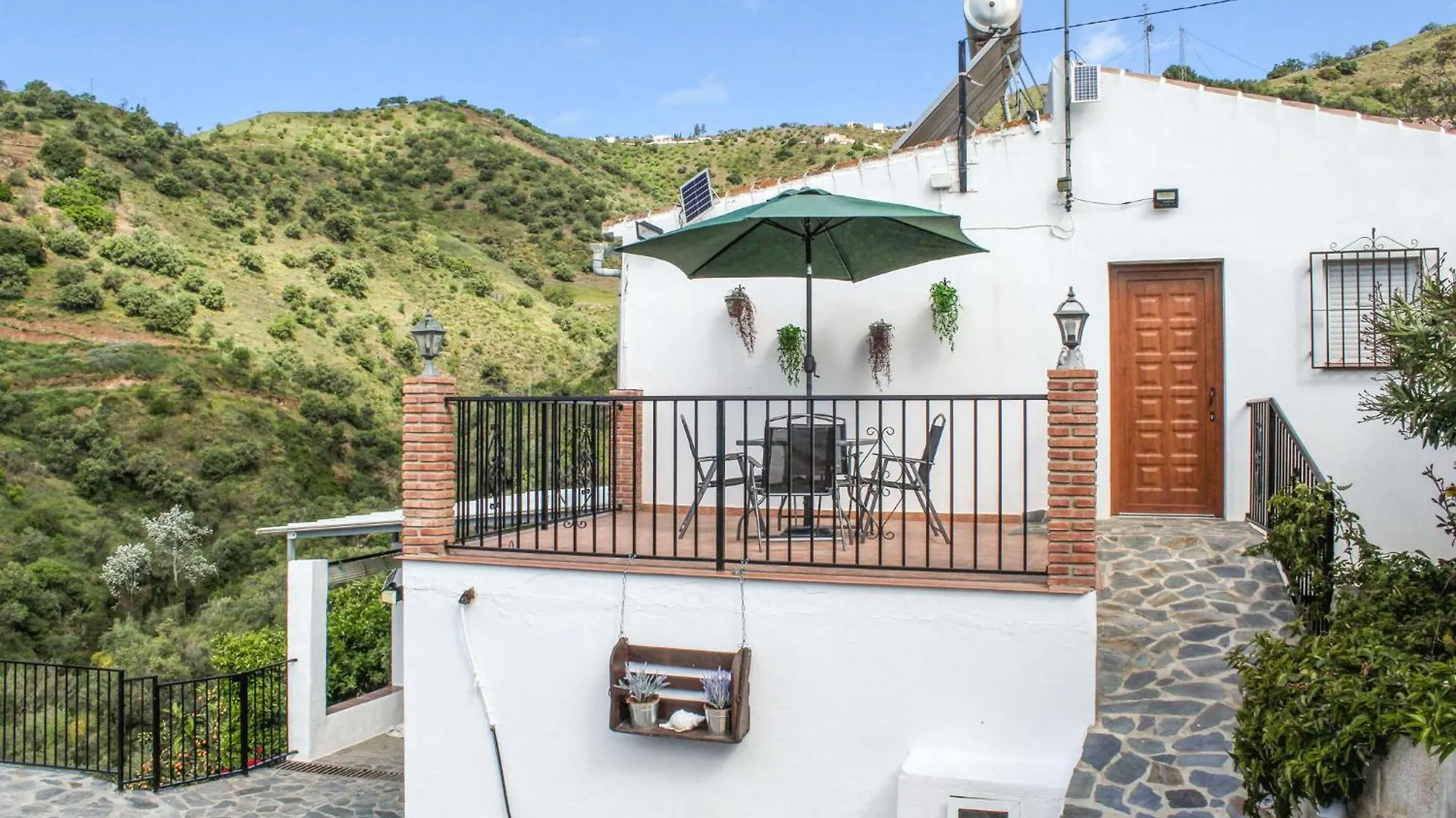 4 Bedroom Pet Friendly Home In Sayalonga 0*,  Spain